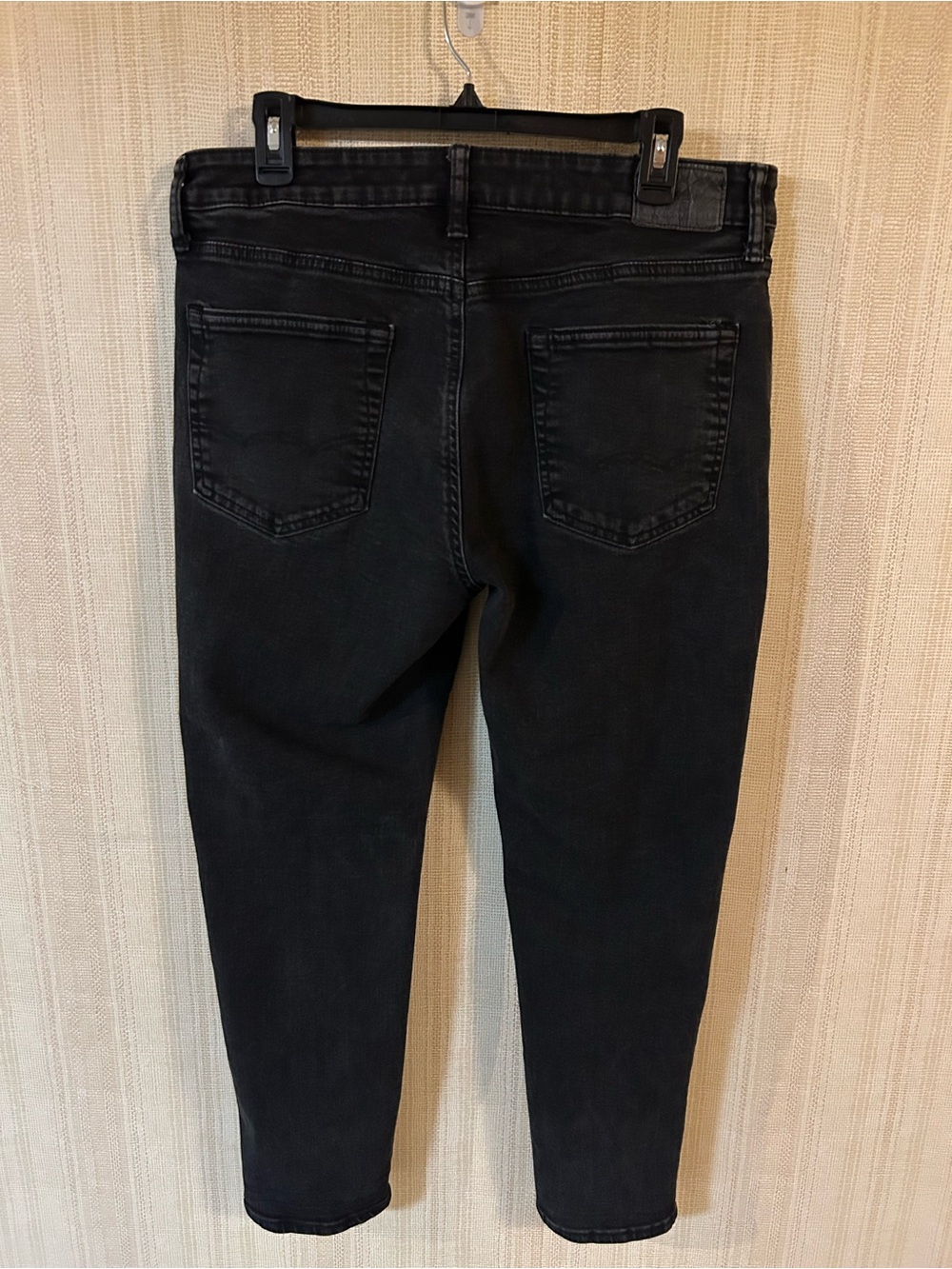 Jeans - Picture 2 of 4